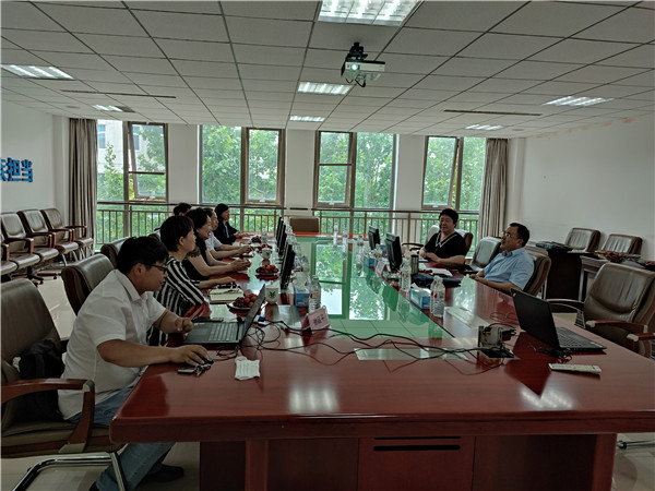 农业农村部微生物肥料和食用菌菌种质量监督检验测试中心李俊主任、姜昕主任来人生就是博公司调研、指导事情 农业农村部微生物肥料和食用菌菌种质量监督检验测试中心李俊主任、姜昕主任来人生就是博公司调研、指导事情